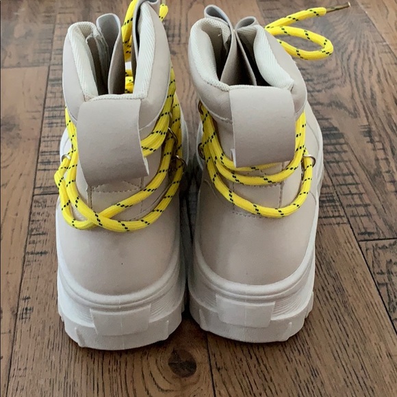 Nasty Gal boots - Picture 3 of 4